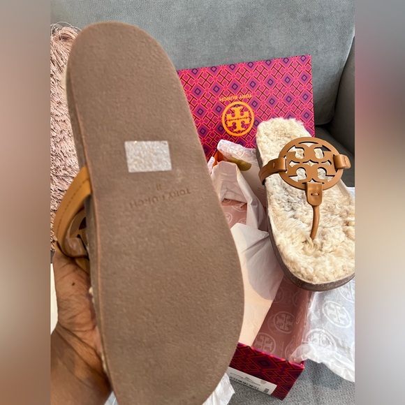 Tory Burch Miller Cloud Shearling Leather Sandals - Picture 5 of 6